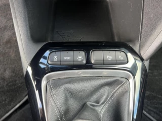Opel Corsa 2021 - 1.2 Elegance Nav, 360 camera. imagem 17