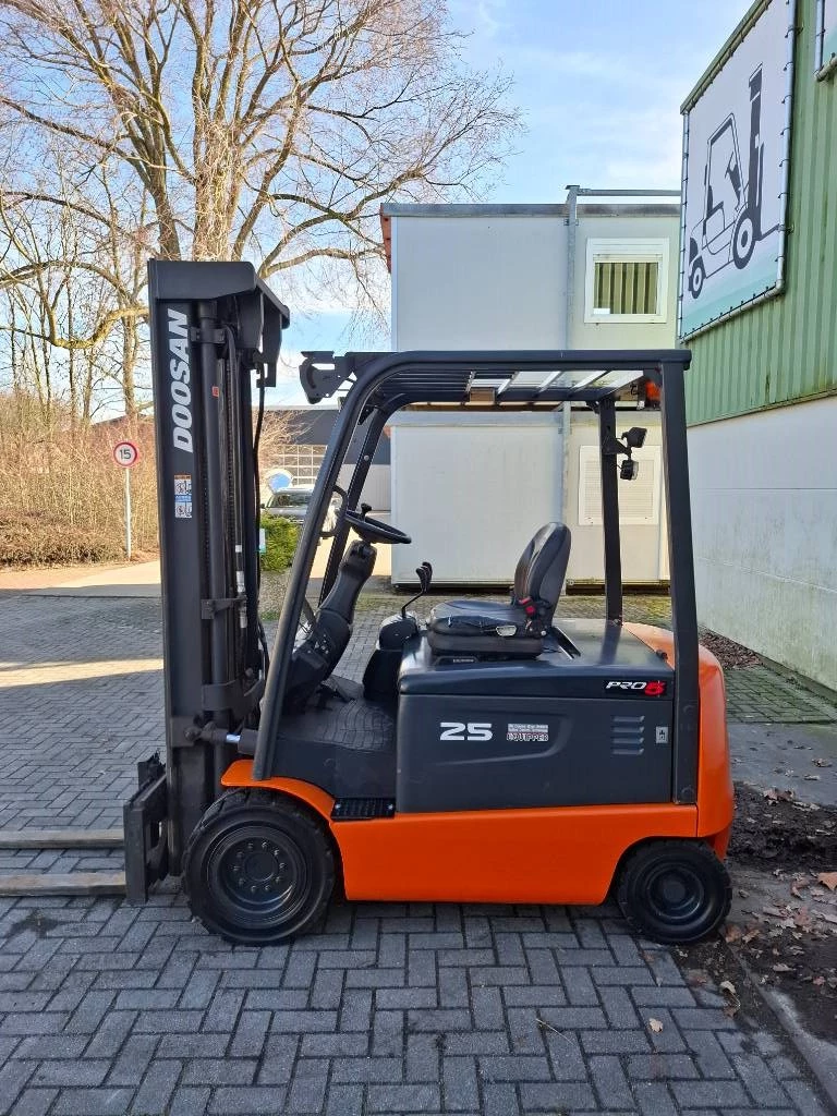 Doosan 2018 - B25X-5 Heftruck Bild 1