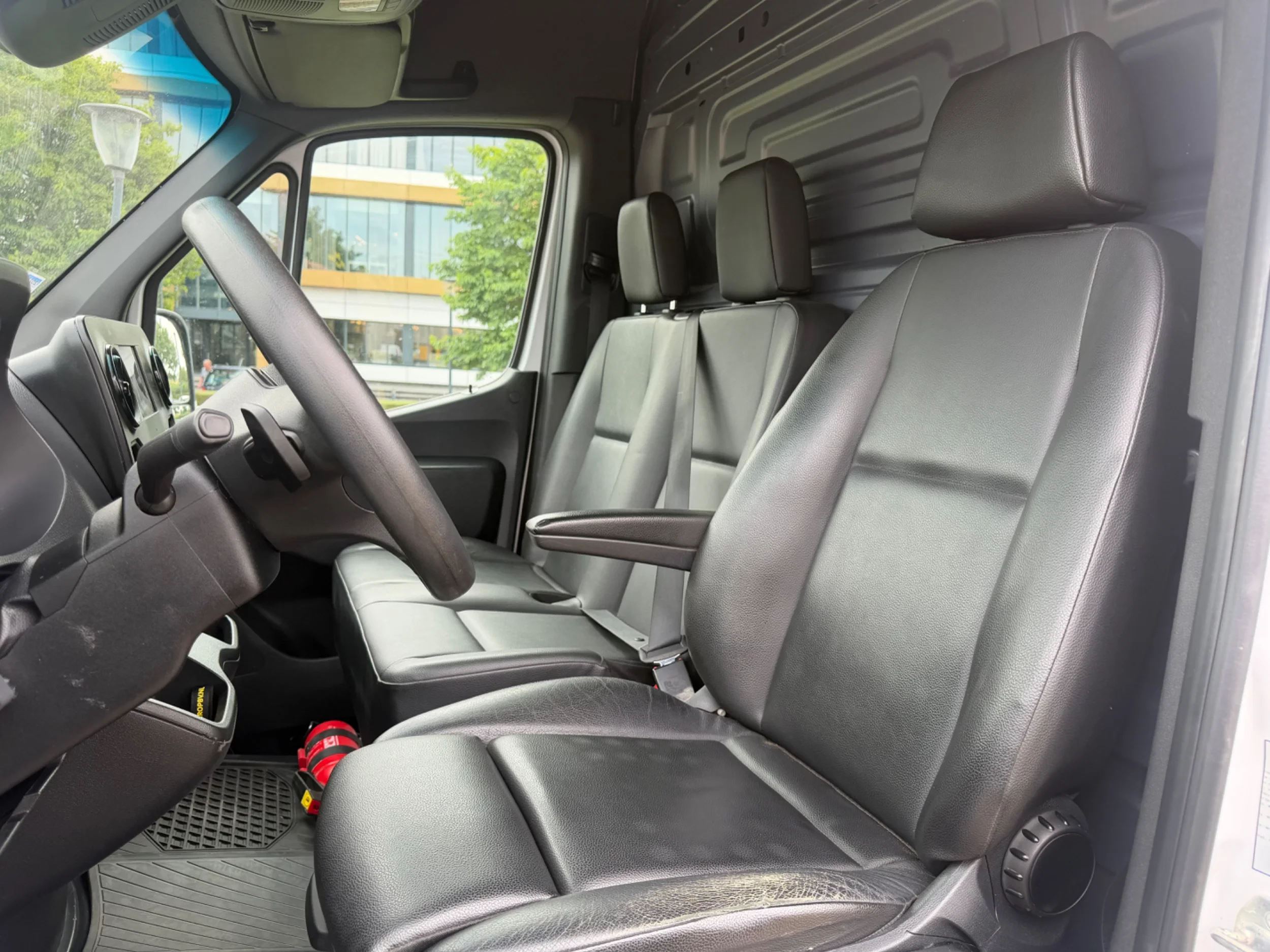 Mercedes-Benz Sprinter 2022 - 517CDI L2H2 Automaat Airco Navi Trekhaak image 11