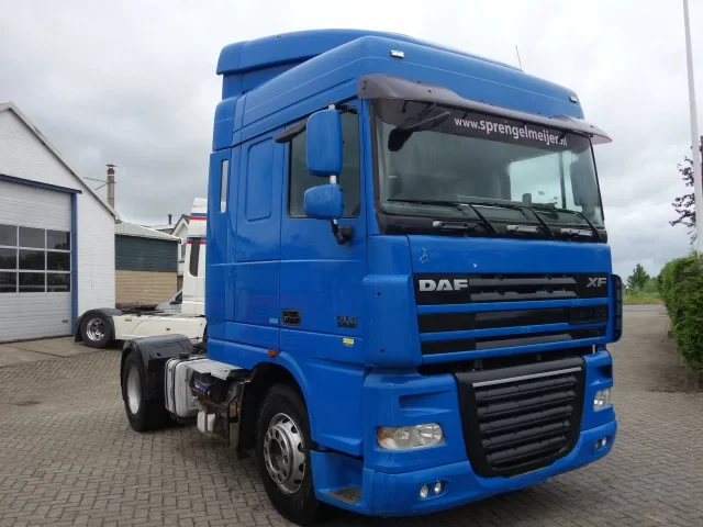DAF XF 105.460 2006 - MANUAL GEAR,KIPPER HYDROLIEK,INTARDER afbeelding 1