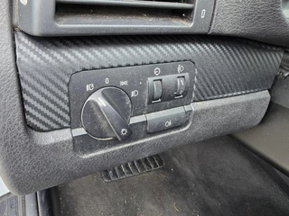 BMW 3 Series 2004 - 316i Special Executive APK tot 07-2027 obrazek 15