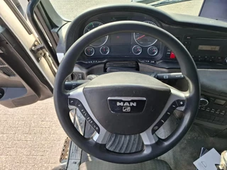 MAN TGS 2011 - 35.360 / WICOM SEWAGE SUCTION 200 BAR / 8X4 / !! 236672 KM !! / 2XLENKACHSE / FRIDGE / MANUAL / EURO-5 / 2011 obrazek 30