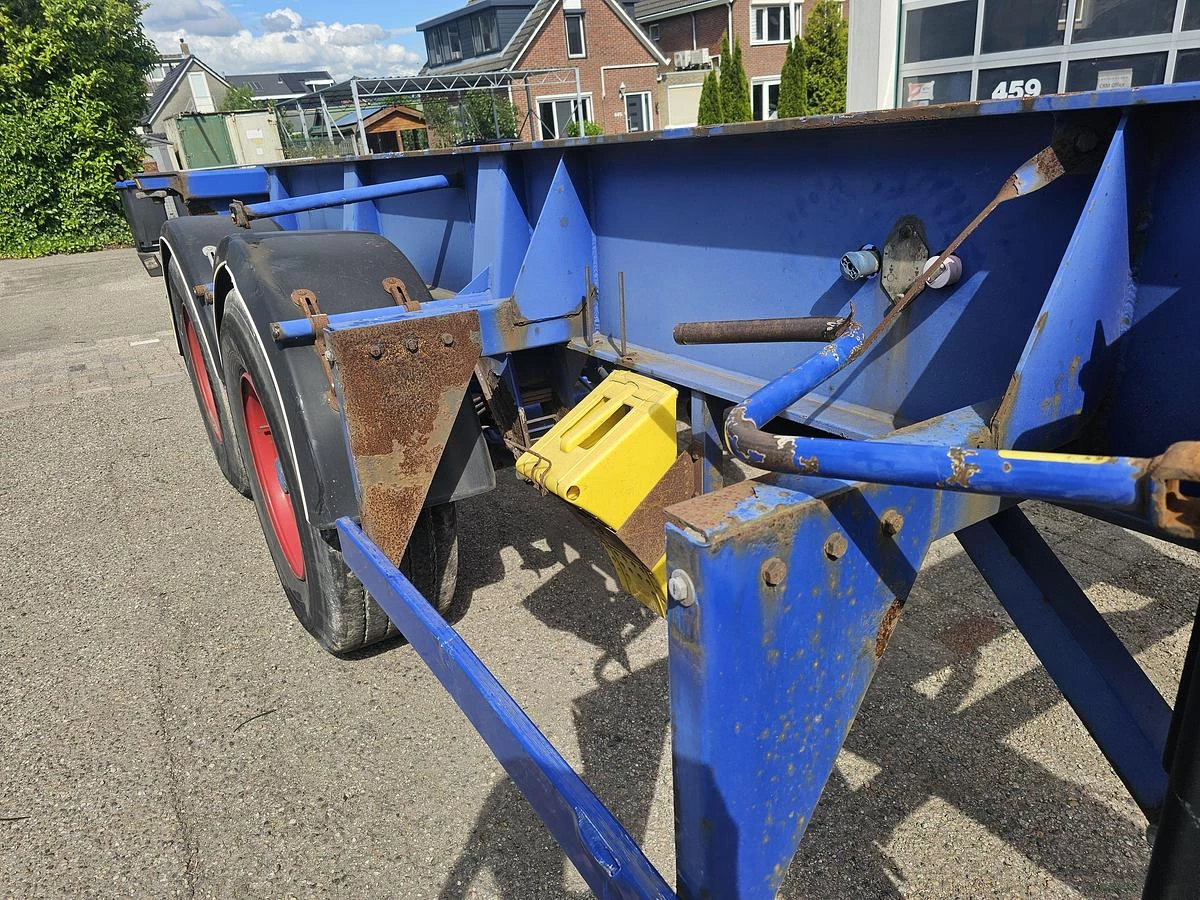 MKF METALLBAU CS 20 -20 FOOT- CONTAINER CHASSIS -HEAVY DUTY- BPW DRUM -STEEL SUSPENSION- GOOD QUALITY. 2007 obrázek 9