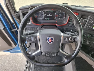Scania R 2021 - NGS R650 V8 / 8X2 / RETARDER / TECHNICAL 80TON / 9TON FRONT AXLE / ONLY:687461 KM / LWDS / LEATHER / NAVI / FRIDGE / AUTOMATIC / EURO-6 / 2021 изображение 16