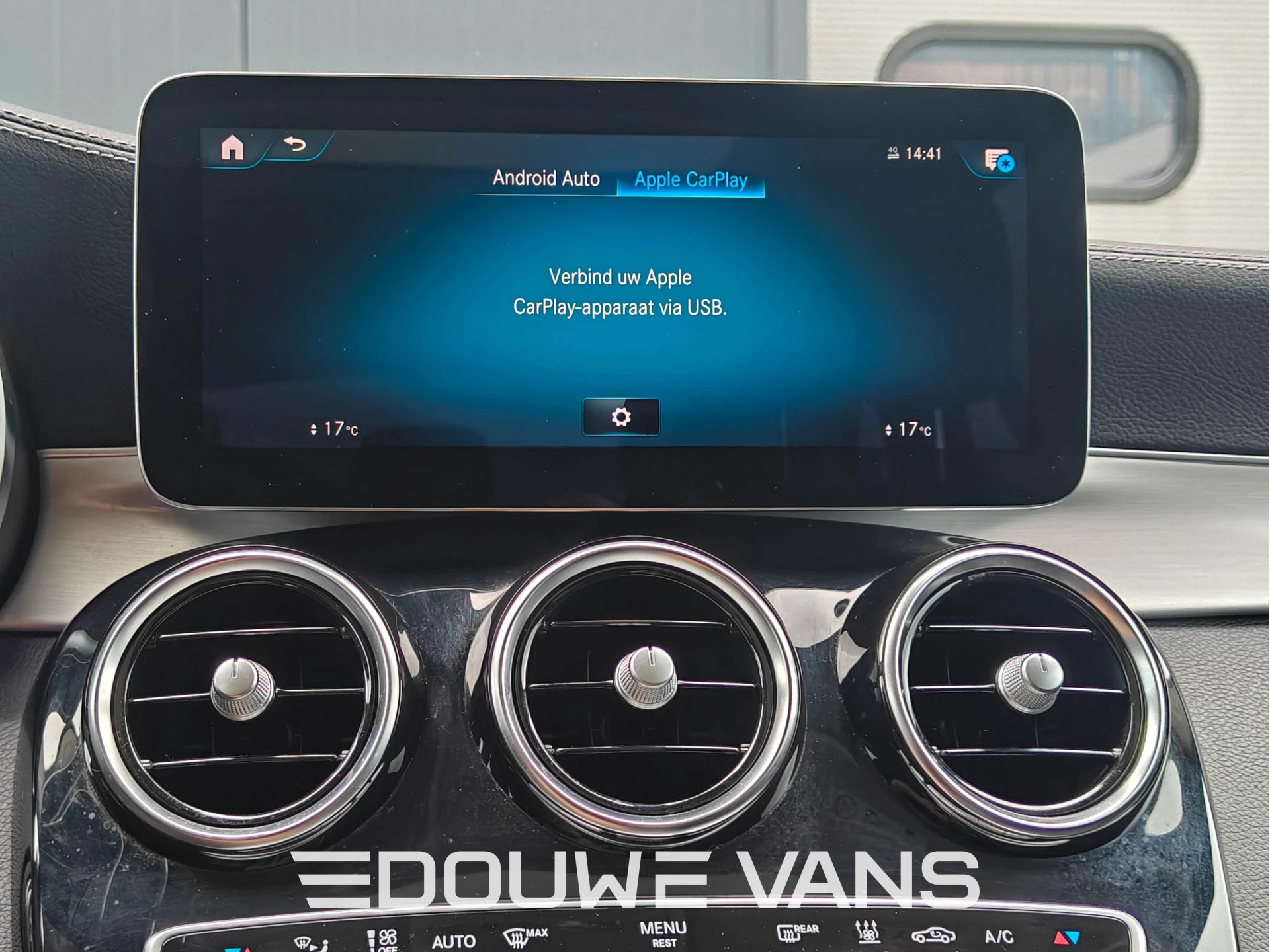 Mercedes-Benz GLC 2021 - 300e 4MATIC Panorama Luchtvering Trekhaak afbeelding 24
