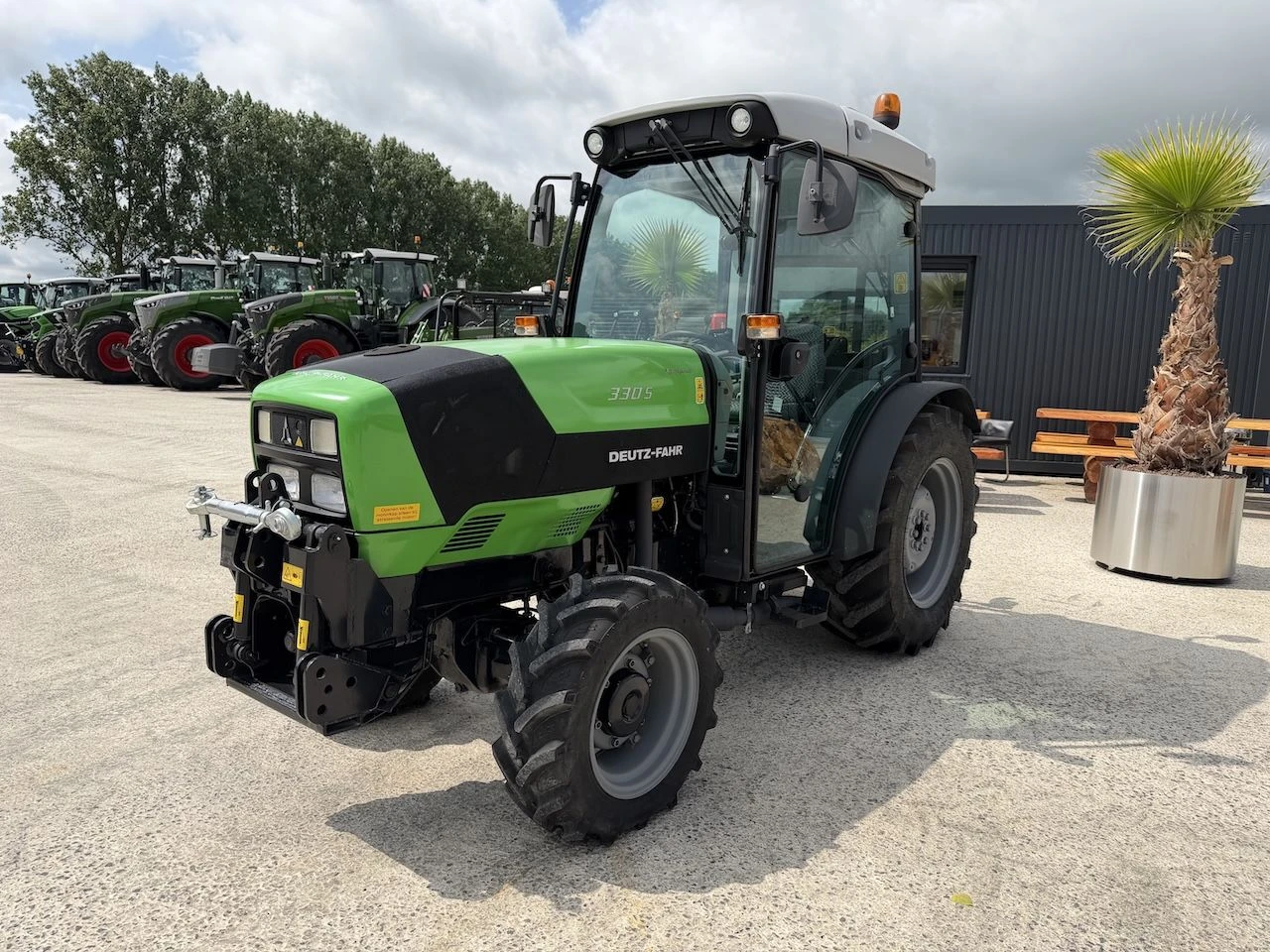 Deutz S 330 DT 2023 afbeelding 1