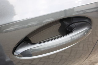 BMW 3 Series 2021 - Touring 330e xDrive High Executive PANORAMADAK LEDER H&K HEAD-UP LASER zdjecie 9