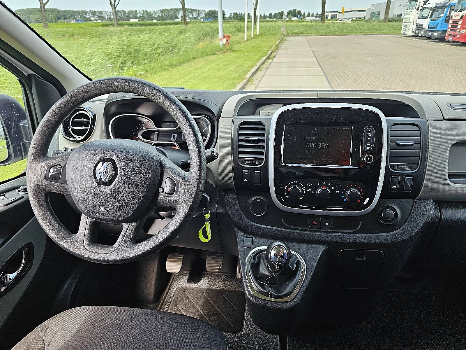 Renault Trafic 2019 - 1.6 DCI image 8