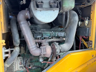 Volvo N/A 2008 - L120F obrazek 28