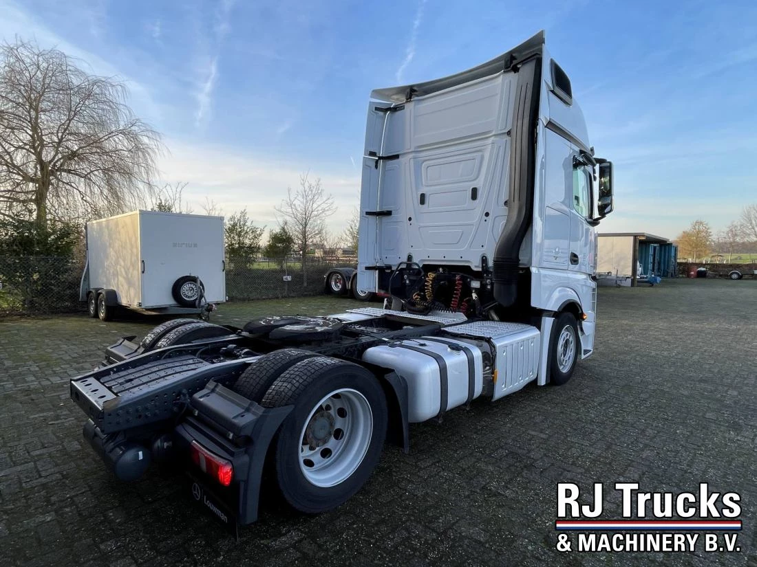 Mercedes-Benz Actros 2018 - 1948 Gigaspace - Lowdeck | Full Air | NL Truck | 2x Tank | 2 Pcs imagem 27
