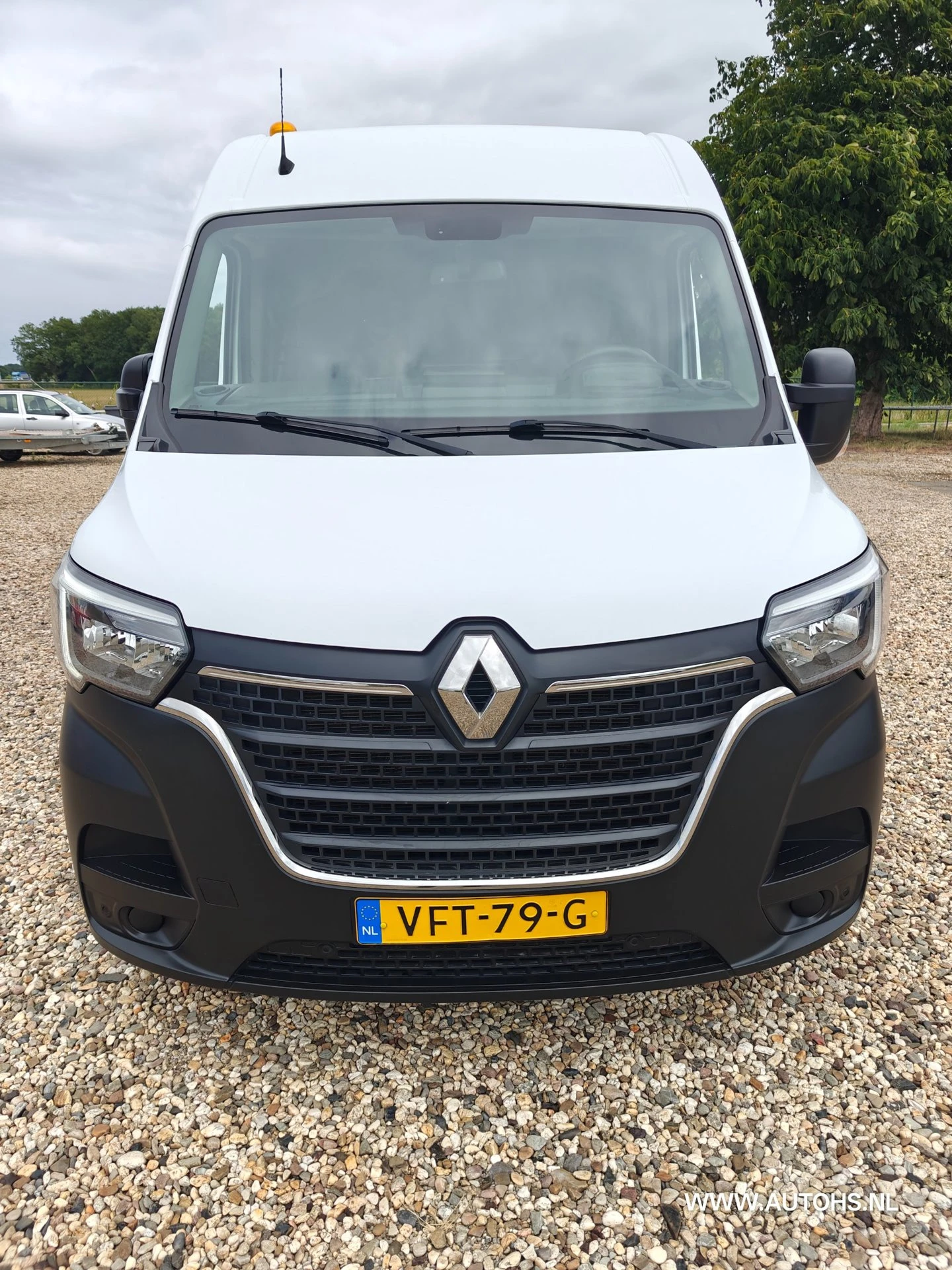 Renault Master 2020 - T35 2.3 dCi 135 L2H2 + werkplaats inrichting , Euro 6 , 1e Eig , 140 PK , Apk 4-2027 , Camera , leuke bus. image 8