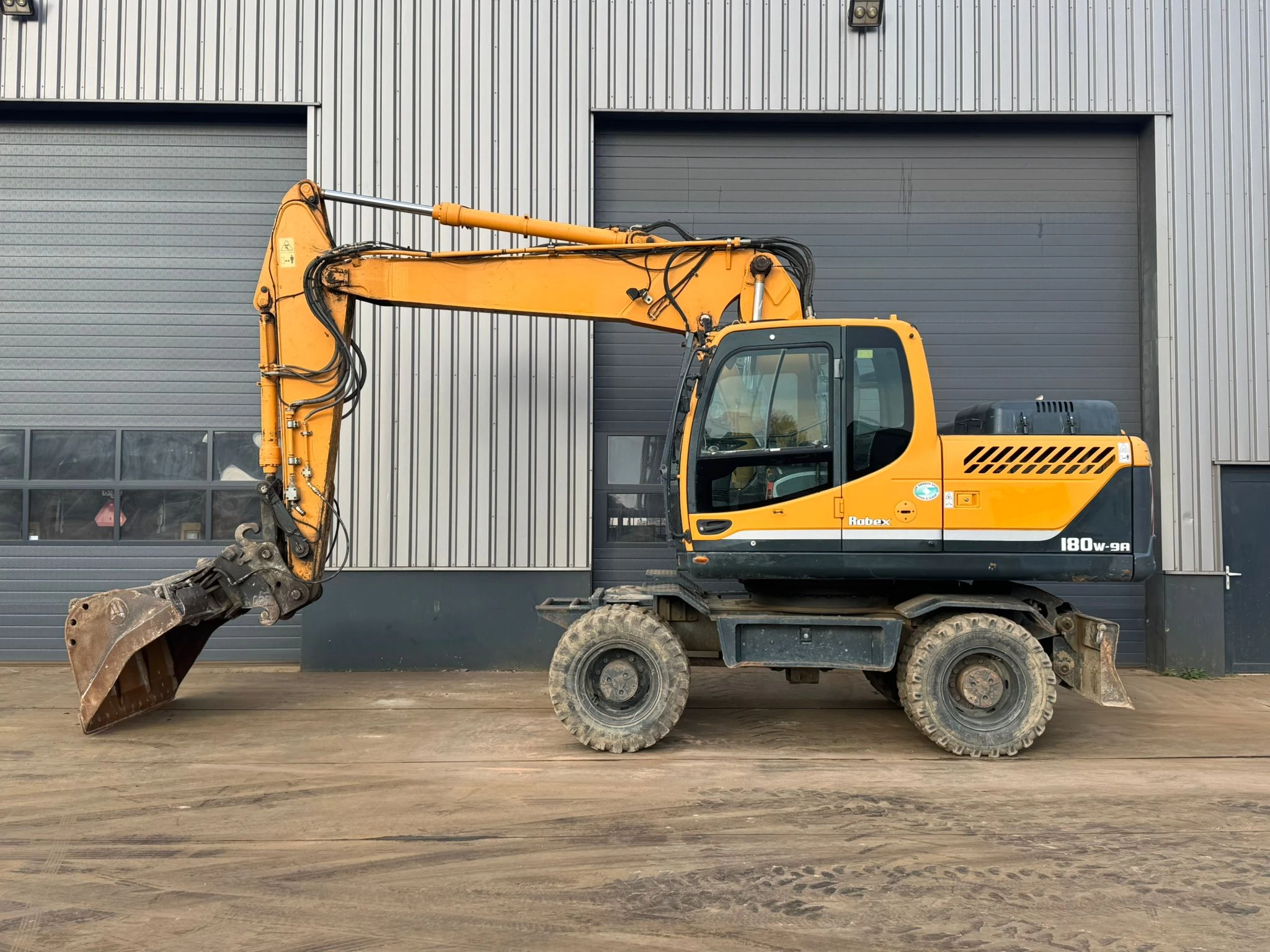 Hyundai Robex 180W-9A 2015 afbeelding 1