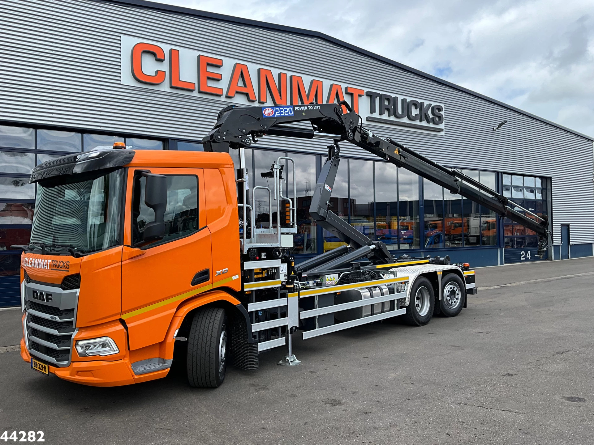 DAF FAN XD 450 Euro 6 HMF 23 Tonmeter laadkraan 2025 image 1