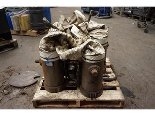 Hyva Hydraulic power pack | with 6 cilinders| 200 Bar |  lifting cap. 80 tons|used for lifting bridge for heavy trucks.. 2024 - N/A immagine 11