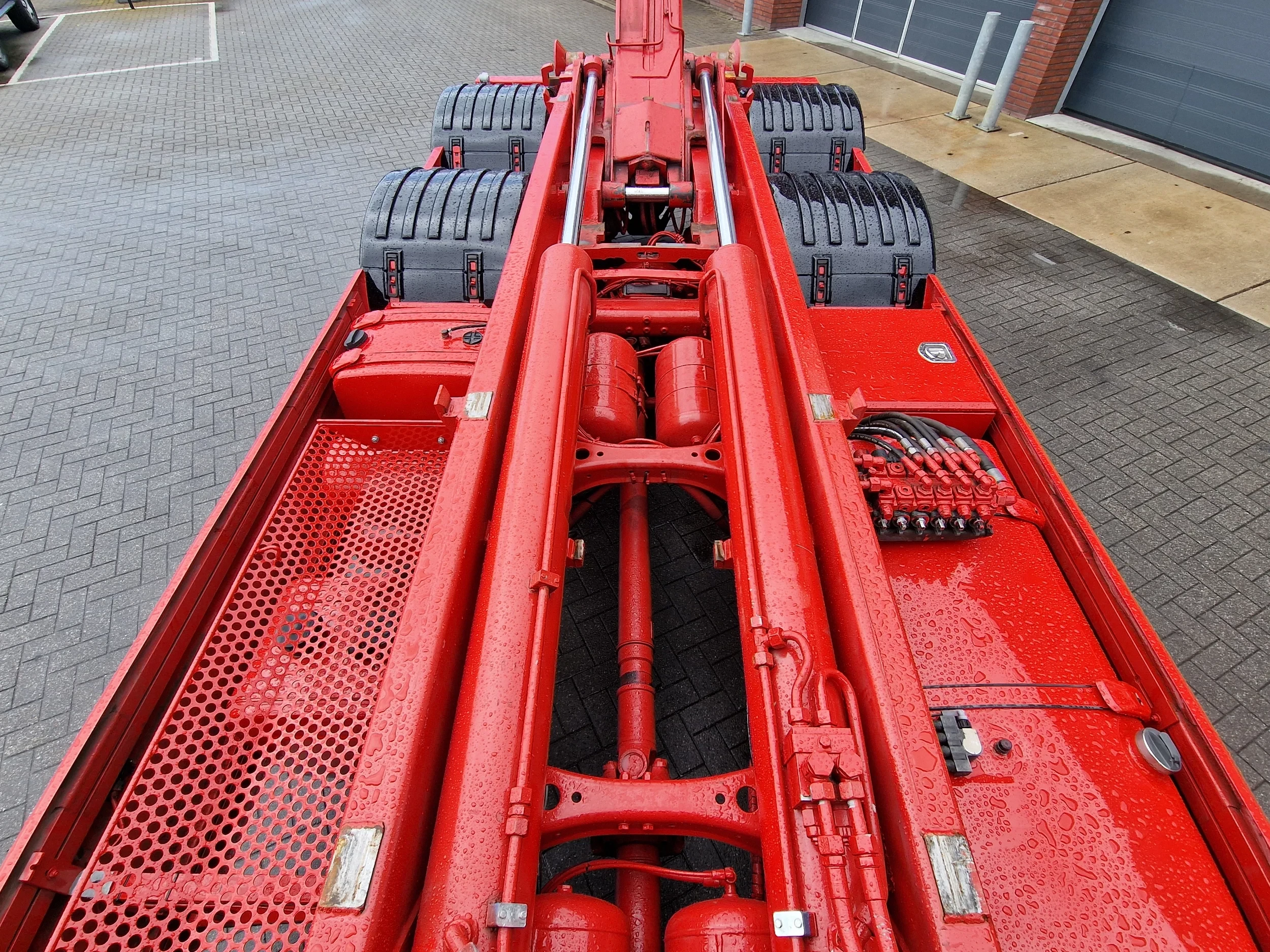 Scania T 2016 - T520 V8 6x2 - AJK Hooklift - New BUFFL interior - Retarder - Full air - Show truck Bild 25