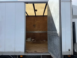 Isuzu N-Serie 2010 - 4x2 / Dubbele cabine / Bakwagen / Dhollandia Laadklep 1500kg image 5
