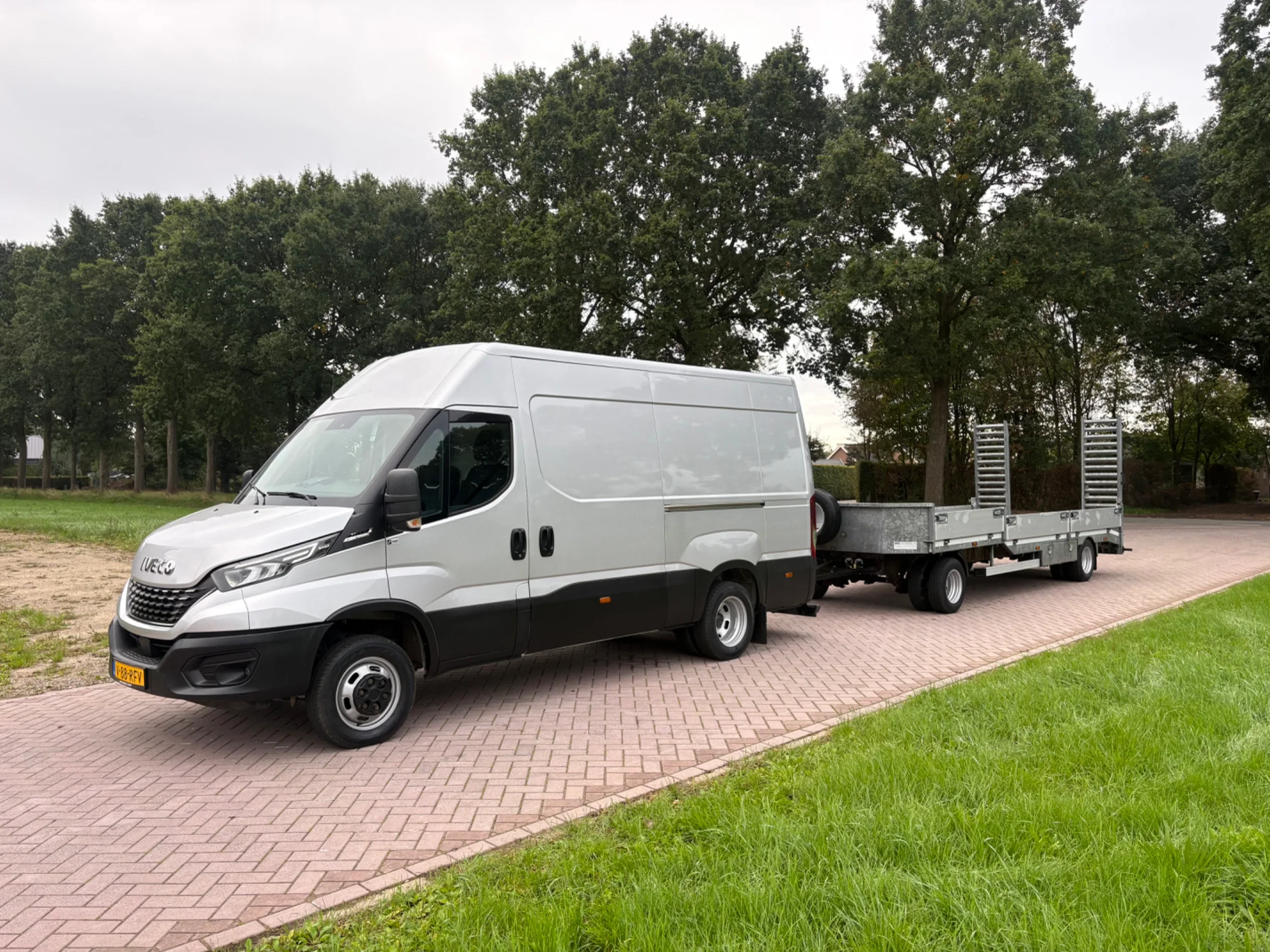 Iveco 50C21 2021 - HI MATIC lucht geremd 11.9 ton -schamel aanhangwagen 7 TON afbeelding 1