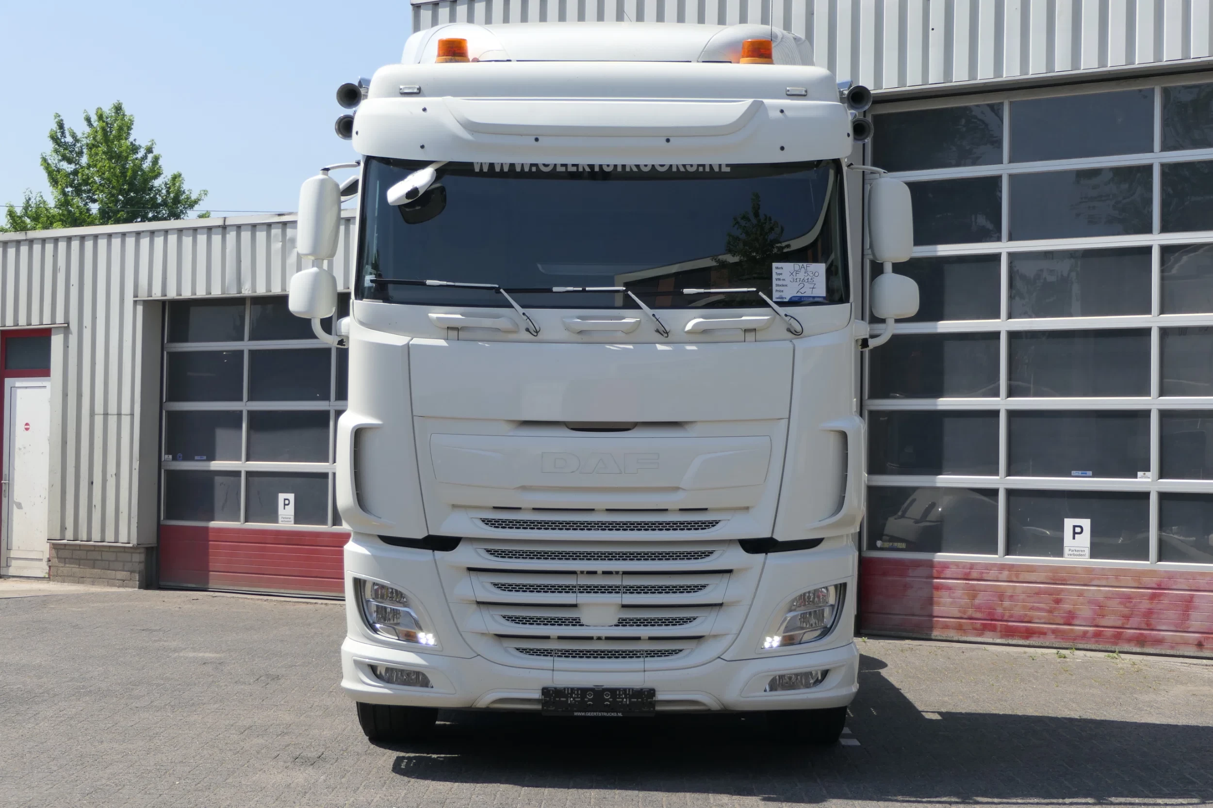 DAF XF 530 2020 - | Hydraulic | Retarder | 544203Km | 2020 | Smart Tacho 2 | Full Air | Roof airco | Stand klima | Leather Seats | Navi | Tv | Microwave | Full Options | Euro6-D | TUV/MOT/APK 05-2027 | French Truck afbeelding 4