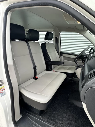 Volkswagen Transporter 2017 - Kombi 2.0 TSI L1H1 Benzine/CNG personenbus imagem 8