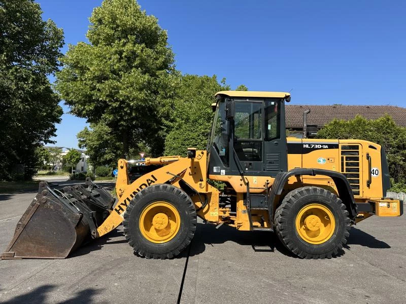 Hyundai HL730-9A 4X4 Radlader Mulch-/Klappschaufel KLIMA A 2016 - HL730-9A 4X4 Radlader Mulch-/Klappschaufel KLIMA A/C afbeelding 1