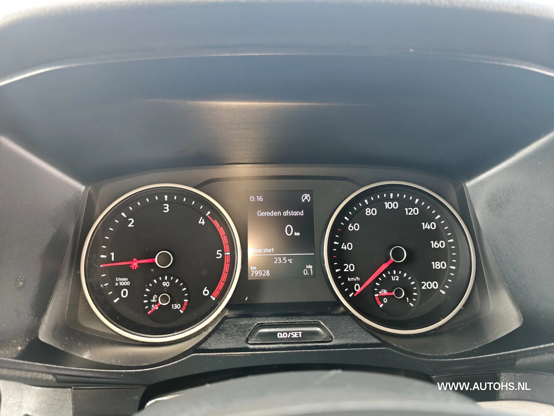 Volkswagen Crafter 2018 - 35 2.0 TDI L3H3 EL Highline ,Euro 6 , 1e Eig. 3000 KG trekkracht , Lage km , cruise , camera. image 9