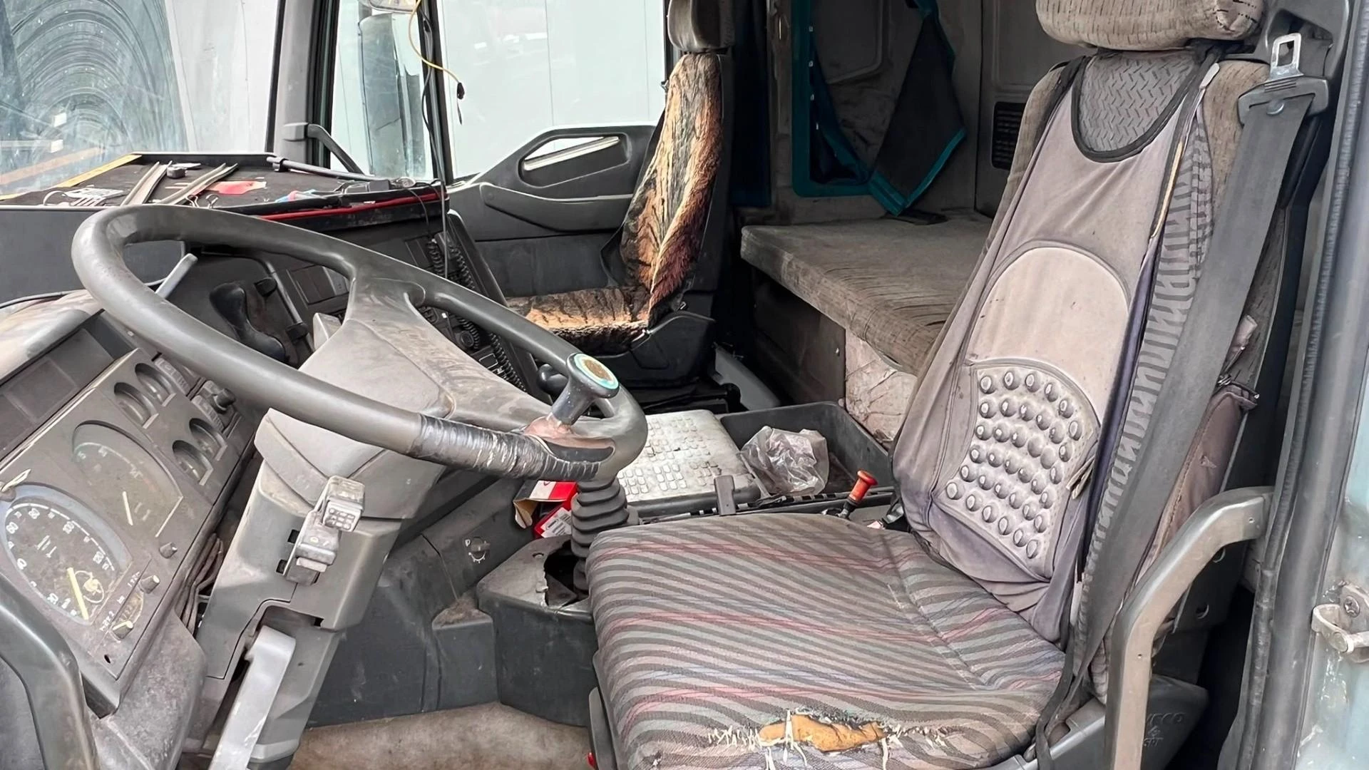 Iveco EUROSTAR 440 E 42 1998 afbeelding 8
