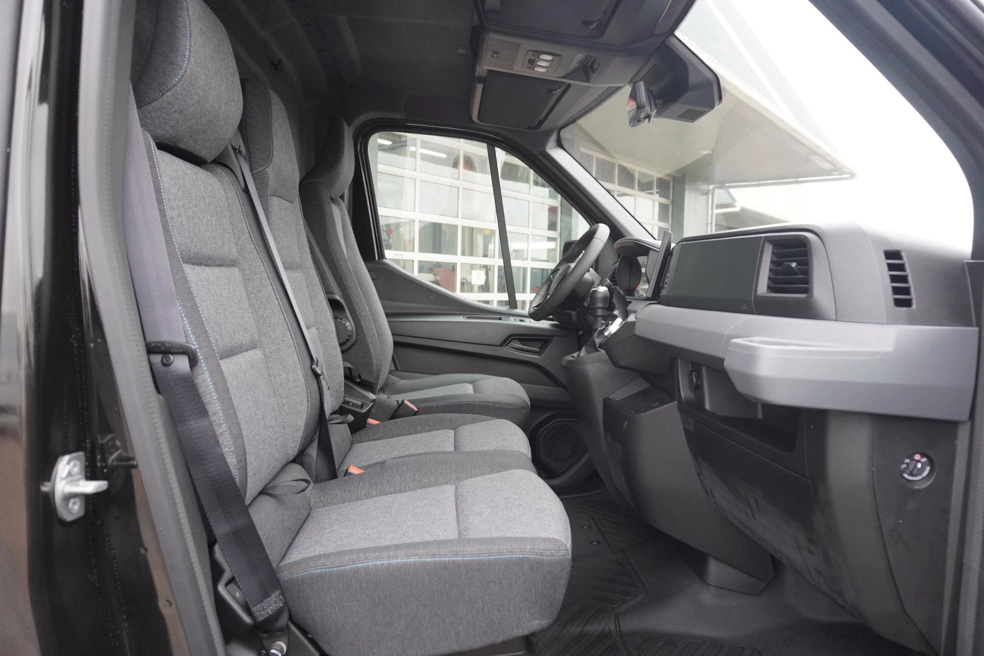 Renault Master 2024 - T35 2.0 dCi 170PK L3H2 Extra Schuifdeur L/R image 13