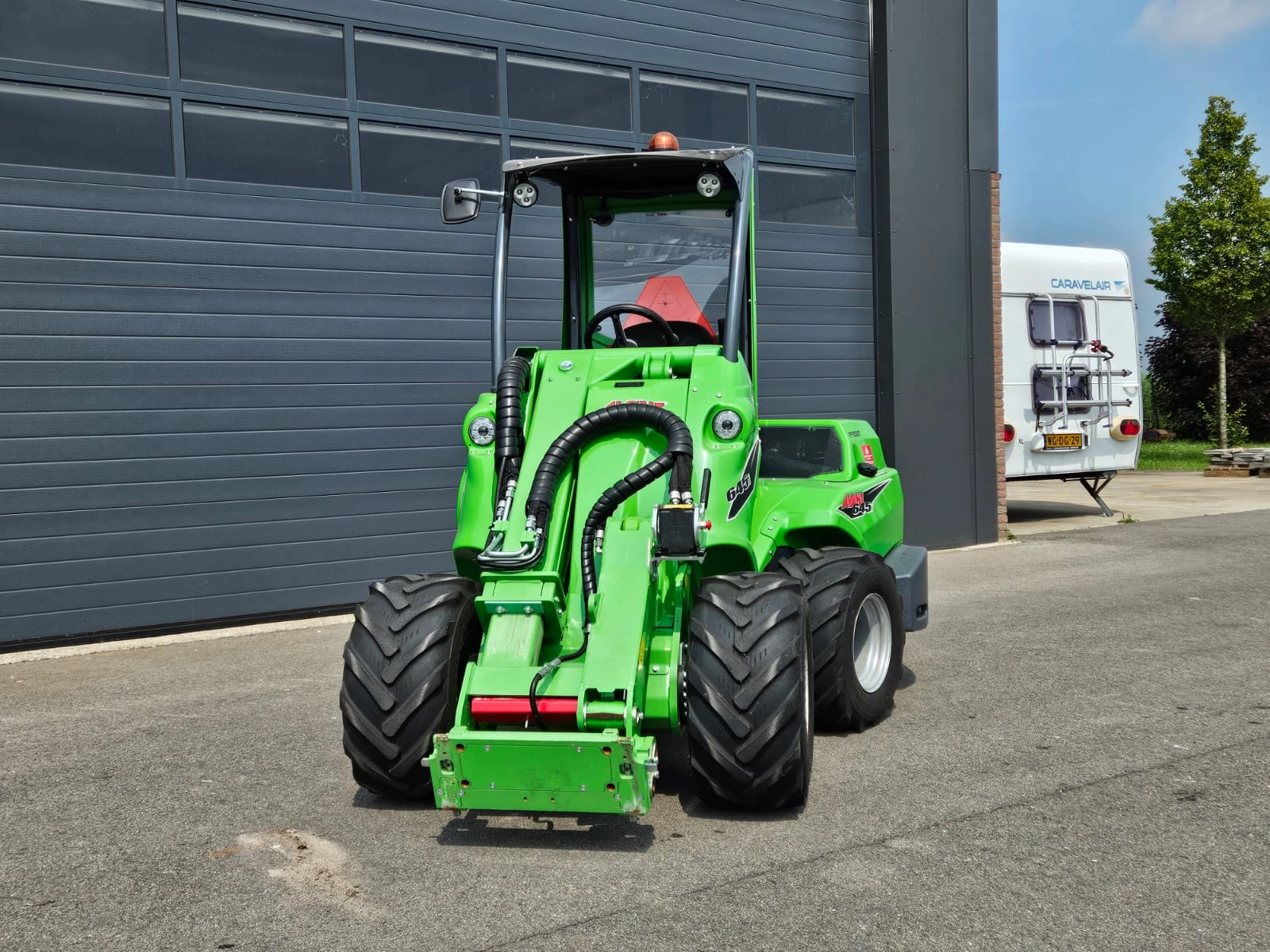 Avant 2024 - 645i TDL+ mini-shovel afbeelding 6
