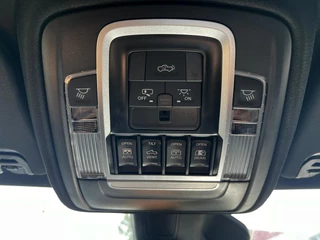Dodge Ram 1500 2024 - 2025 Laramie Sport Twin Turbo nu in de showroom ! obrazek 15