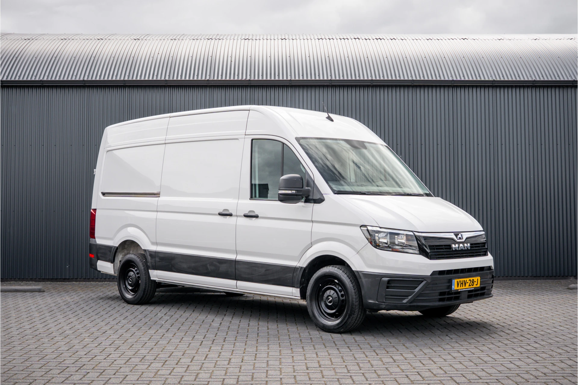 MAN TGE 2021 - 2.0 TDI | L3H3 | 140 PK | 3-Zits | Trekhaak 3.0T | 1e Eigenaar | Camera | Carplay | Cruise | Airco | Trekhaak afbeelding 4