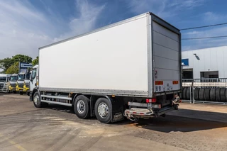 Renault N/A 2015 - D26.320-6x2+DHOLLANDIA 2T. imagen 6