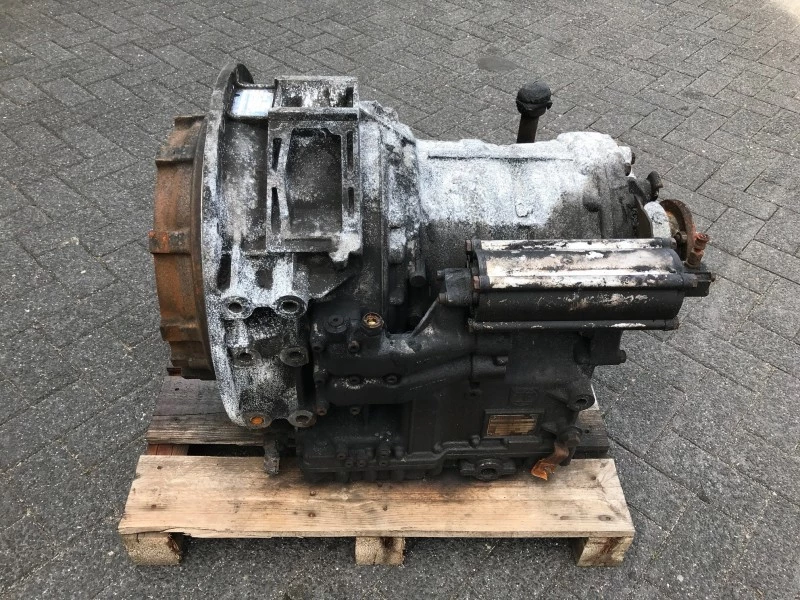 MAN - 81.33001-6660 ZF ECOMAT 4 6 HP 504 C RATIO 3,43-0,59 (FIRE DAMAGE) immagine 1