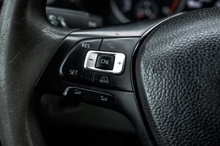 Volkswagen Crafter 2018 - 35 2.0 TDI L3H2 Highline | 141 PK | 4-Motion | Camera | Navi | Cruise | Airco obrazek 16