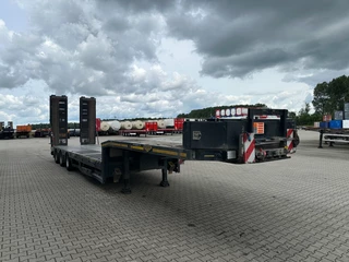 Broshuis N/A 2019 - 3ABSD Lowloader 3-axle / GVW: 59.000kg / Neck: 23.000kg / hydraulic steering + ramps + loading table / 4.60m extendable / winch / liftaxle obrazek 11