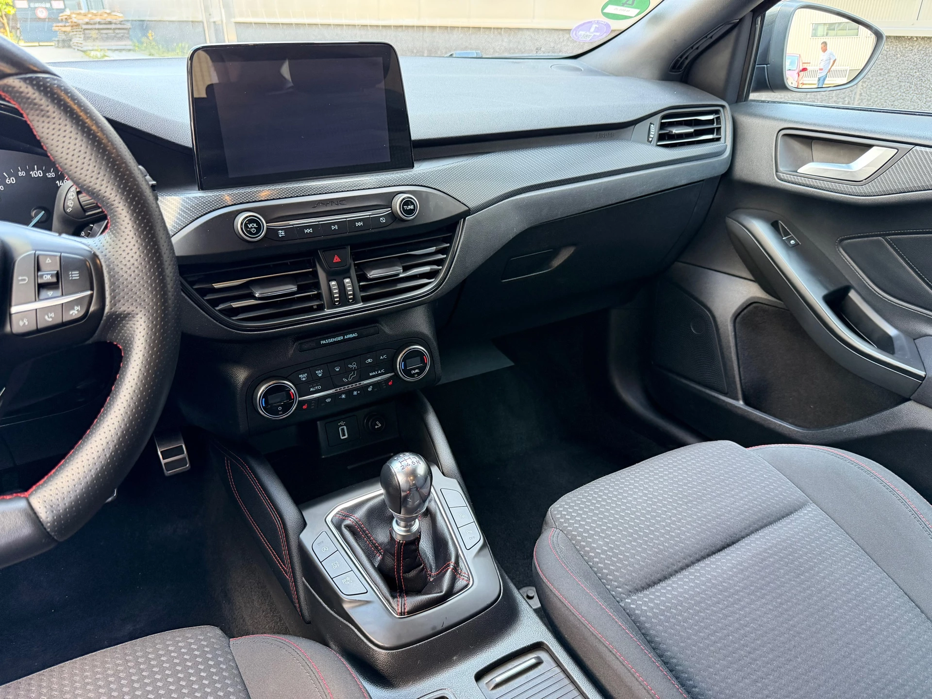 Ford Focus 2019 - Wagon 1.0 Vignale ST-Line bj.2019 Camera|Navi|Pdc|Trekhaak. afbeelding 17