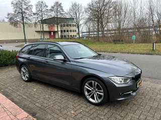 BMW 3 Series 2013 - Touring 328i Executive aut sportline 245 pk M stuur 18 inch imagen 4