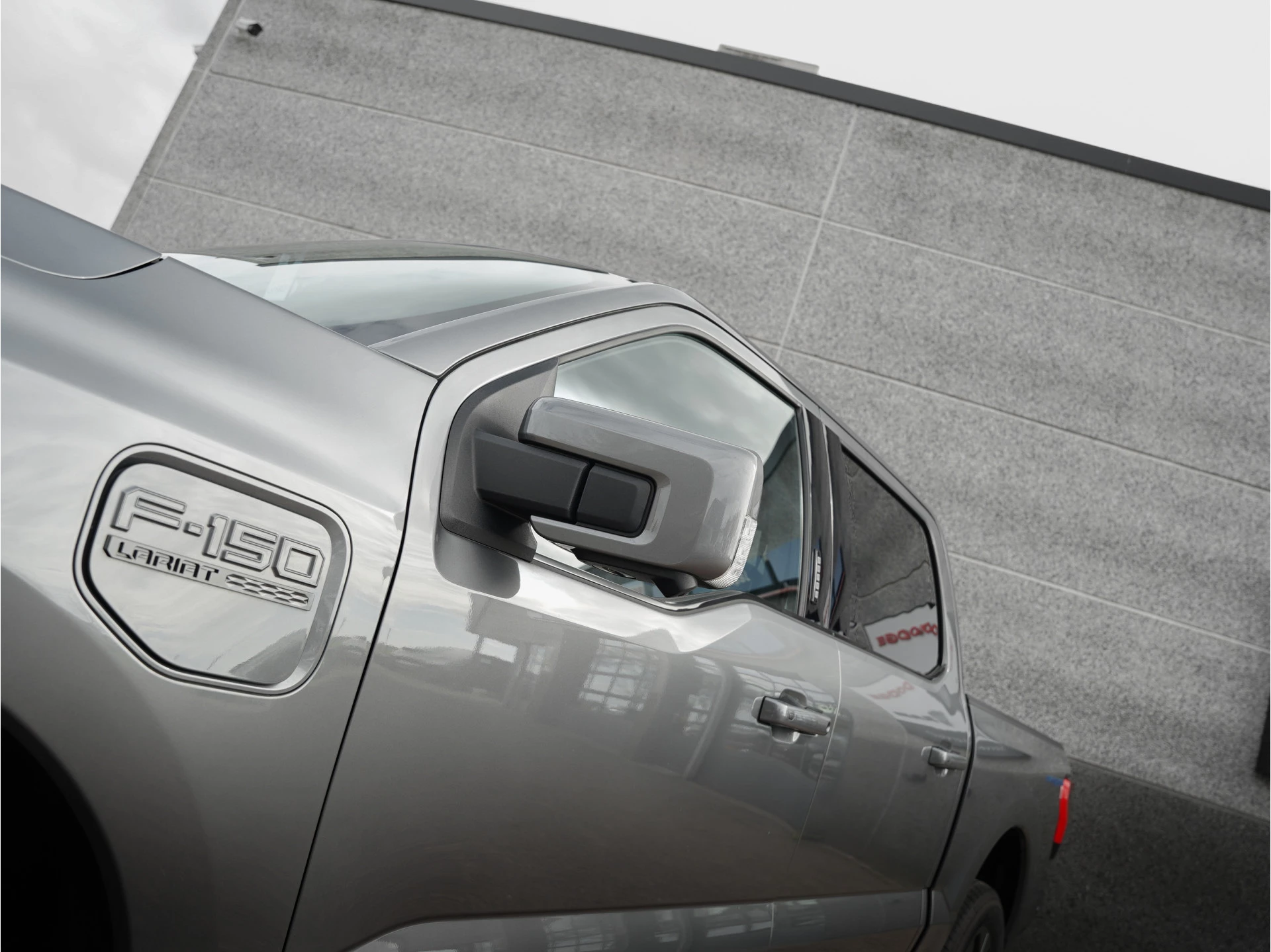 Ford F-150 2023 - Lightning Lariat Standard Range Bild 20
