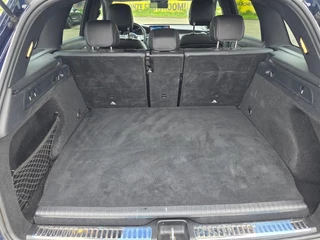 Mercedes-Benz GLC 2021 - Mercedes-Benz 300 de 4MATIC - AMG pakket - Black edition obrazek 29