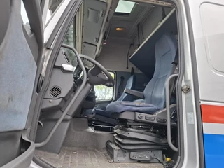Volvo FH 2007 - 13.440 / GLOBETROTTER XL / NL TRUCK / DOUBLE TANK / TUV:10-10-2026 / ALCOA / FRIDGE / ♫ EXHAUST SYSTEM ♫ / AUTOMATIC / EURO-5 / 2007 obrazek 13