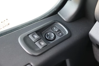 Renault Master 2021 - T35 2.3 dCi 150 L3H2 Energy 150pk - Geveerde stoel - Camera - Cruise - Airco - Rijklaar image 21