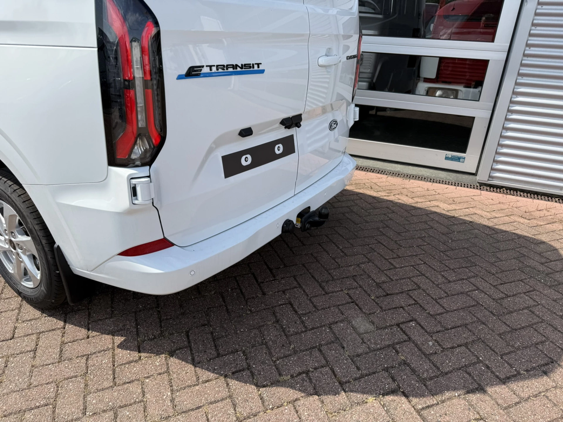 Ford E-Transit 2026 - Cust. 340 L2H1 Limited 71 kWh/160 KW afbeelding 12