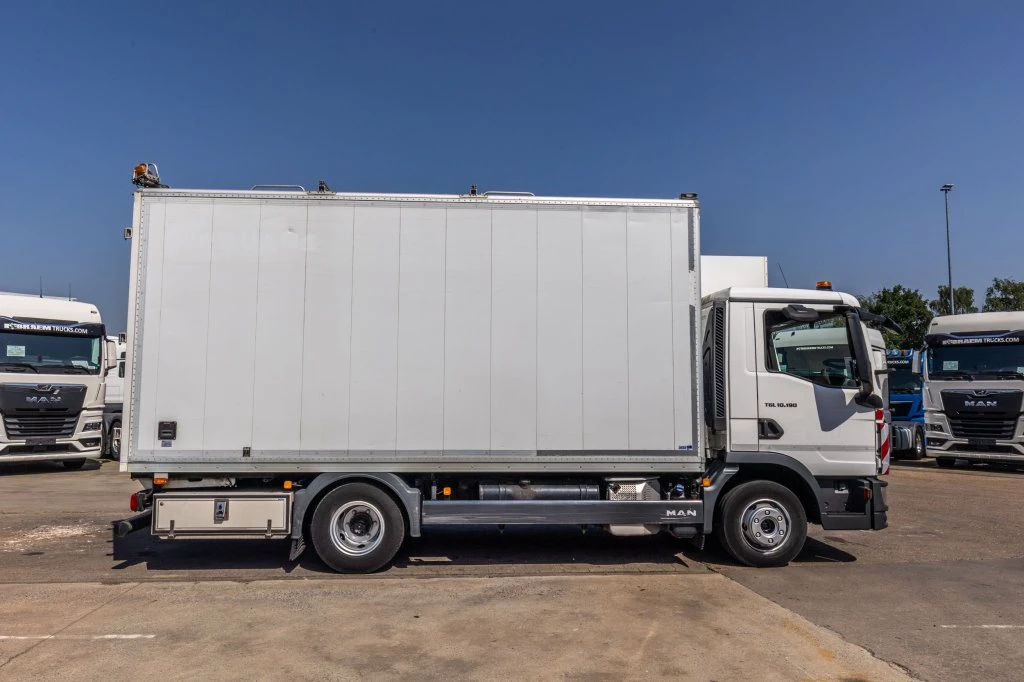 MAN TGL 2021 - 10.190 BL - CARVAL INBOUW imagem 7