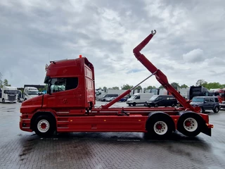 Scania T 2016 - T520 V8 6x2 - AJK Hooklift - New BUFFL interior - Retarder - Full air - Show truck zdjecie 13