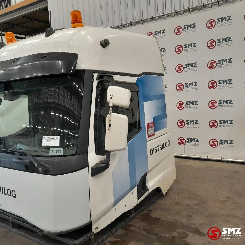 Renault 2017 - Occ Cabine Renault T Bild 3