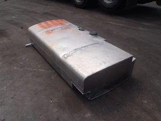 Diverse N/A - 400 LITER BRANDSTOFTANK 166 X 75 X 35 CM image 2
