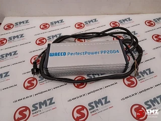 Diversen 2019 - Occ omvormer 24V - 230V Waeco PerfectPower PP2004 afbeelding 2 miniatuur
