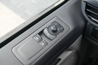 Ford Transit Custom 2026 - 320 2.0 TDCI L1H1 Trend 170pk - 2x Schuif - Camera - Stoelverwarming - Carplay - LED - Carplay zdjecie 17