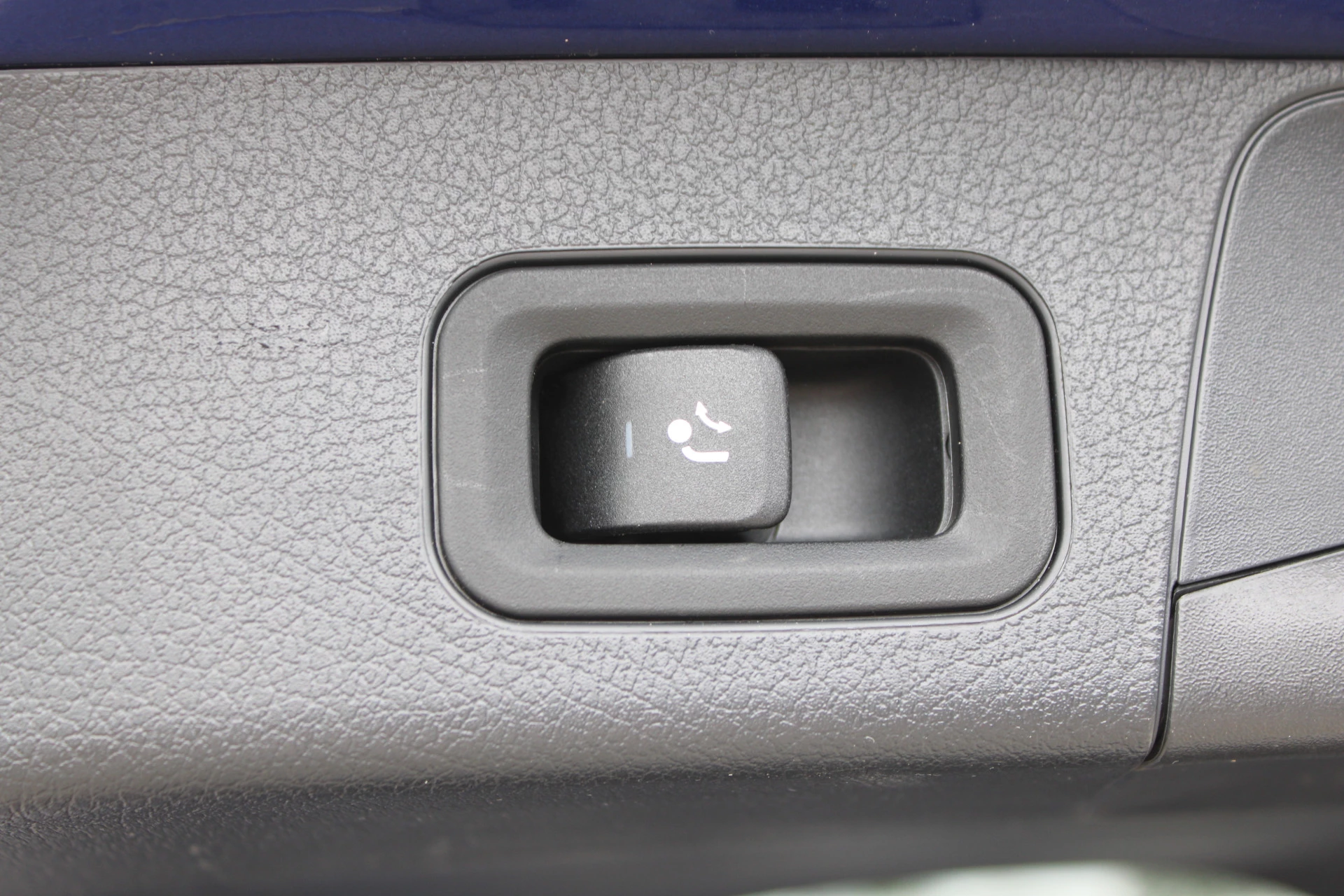 Mercedes-Benz GLB 2022 - 200 AUT7 Luxury Line LEDER SFEER WIDESCREEN TREKHAAK obrázek 10