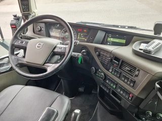 Volvo FH 2018 - 13.540 6x2 - HIAB Hooklift 21T - Retarder - 4.60 WB - Full air obrazek 22