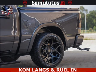 Dodge Ram Pick-Up 2023 - LIMITED NIGHT 5.7 V8 402PK | HUD | 4PL WHEELS | LUCHTVERING |OPEN UILAAT KLEP | BOM VOL | GRANITE CRYSTAL | DC | obrazek 61